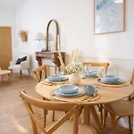 Prestigieux Pour 2 A 4 Personnes Au Coeur Du Centre-ville Angers