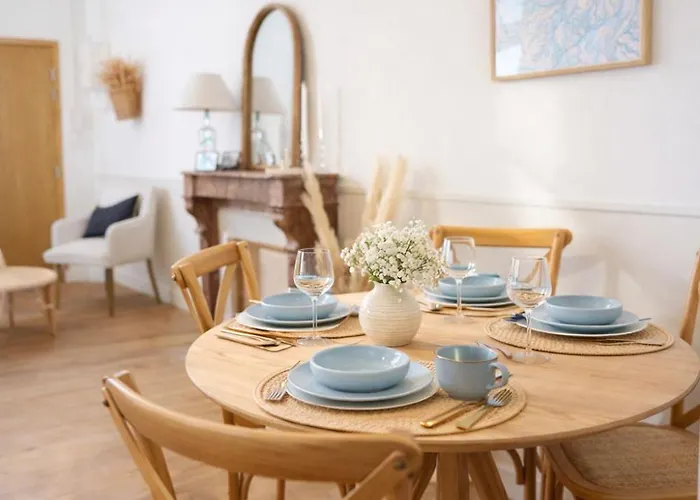 Prestigieux Pour 2 A 4 Personnes Au Coeur Du Centre-ville 昂热